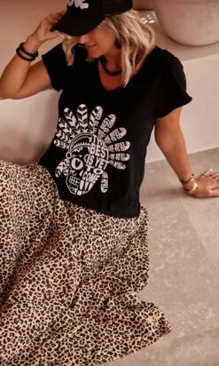 T-Shirt Magda Noir The Best Skull Blanc -Vêtements Soldes 2024 facetune 26 07 2023 11 48 50 1