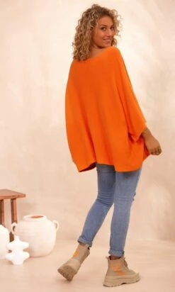 Pull Léon Oversize Orange 12 Pull Léon Oversize Orange -Vêtements Soldes 2024 facetune 26 09 2023 10 40 14