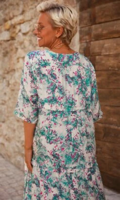 Robe Talya Bleu Vert Flower Bloom -Vêtements Soldes 2024 facetune 26 10 2023 09 25 29