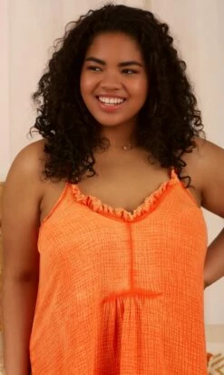 Robe Sakina Voile De Coton Orange 12 Robe Sakina Voile De Coton Orange -Vêtements Soldes 2024 facetune 27 02 2024 10 52 10