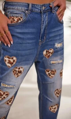 Jean's Irvin Used Denim Léo Hearts -Vêtements Soldes 2024 facetune 27 11 2023 09 30 50