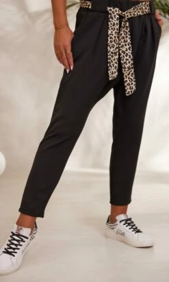 Pantalon Sergio Noir -Vêtements Soldes 2024 facetune 27 11 2023 11 40 49