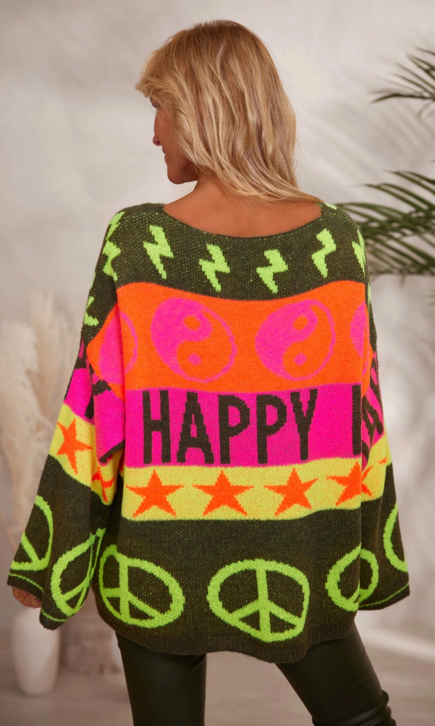 Pull Hani Oversize Kaki Happy 5 Pull Hani Oversize Kaki Happy – Image 3