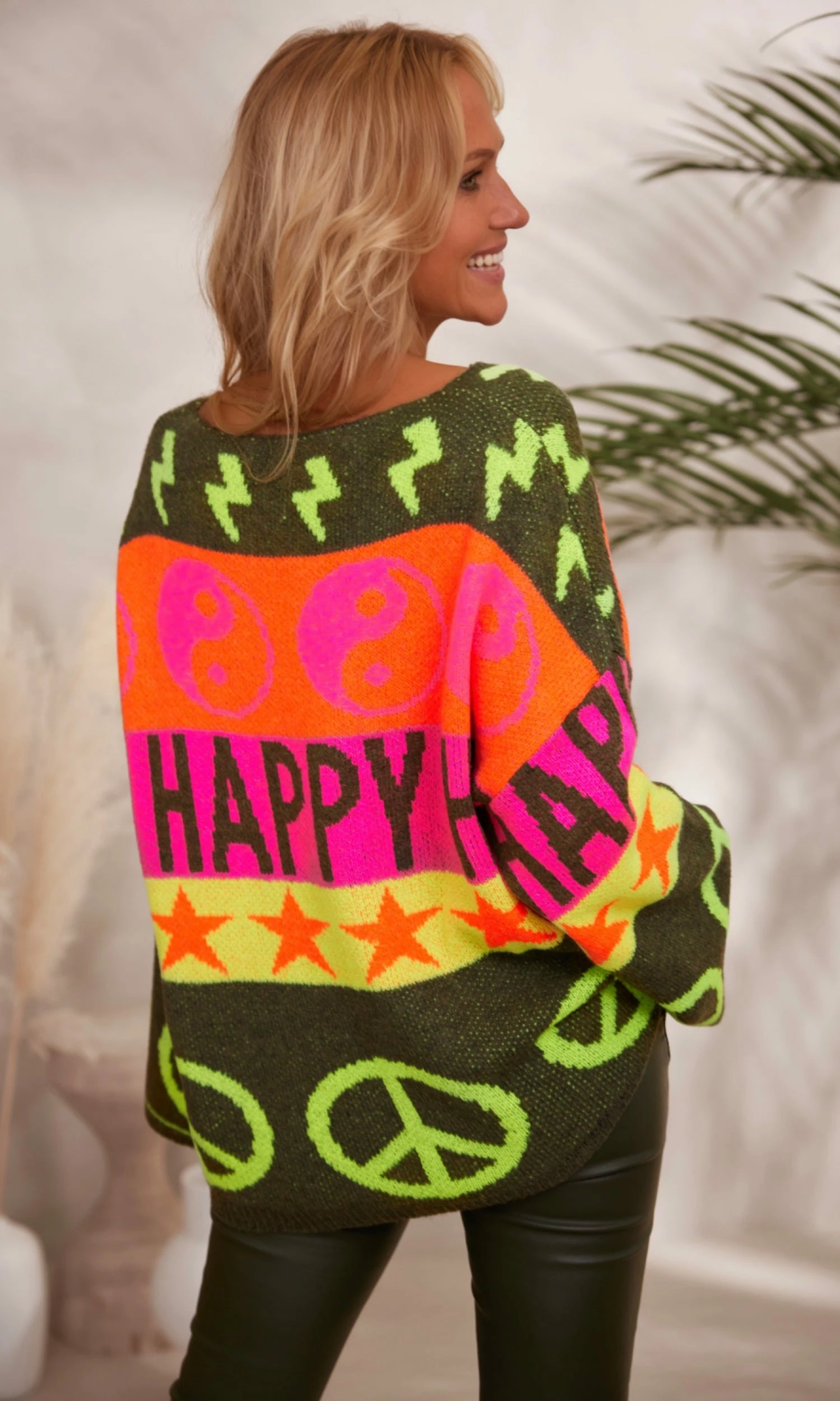 Pull Hani Oversize Kaki Happy 9 Pull Hani Oversize Kaki Happy – Image 7