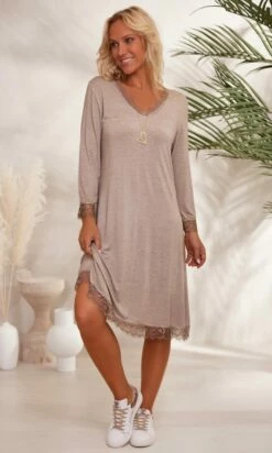 Fond De Robe ML Taupe -Vêtements Soldes 2024 facetune 27 11 2023 16 03 48