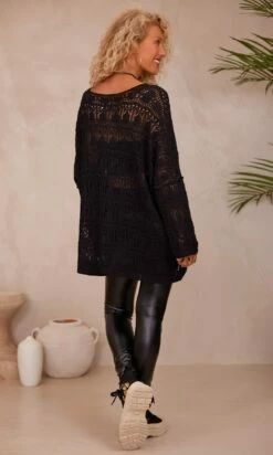 Pull Howard Noir 15 Pull Howard Noir -Vêtements Soldes 2024 facetune 28 08 2023 11 38 35