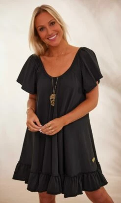 Petite Robe Tess Ultra-Light Noir -Vêtements Soldes 2024 facetune 29 01 2024 16 11 14