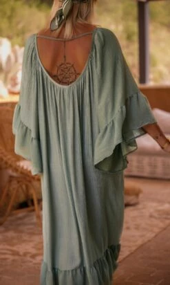 Robe De Plage Alizée Kaki -Vêtements Soldes 2024 facetune 29 06 2023 12 00 38