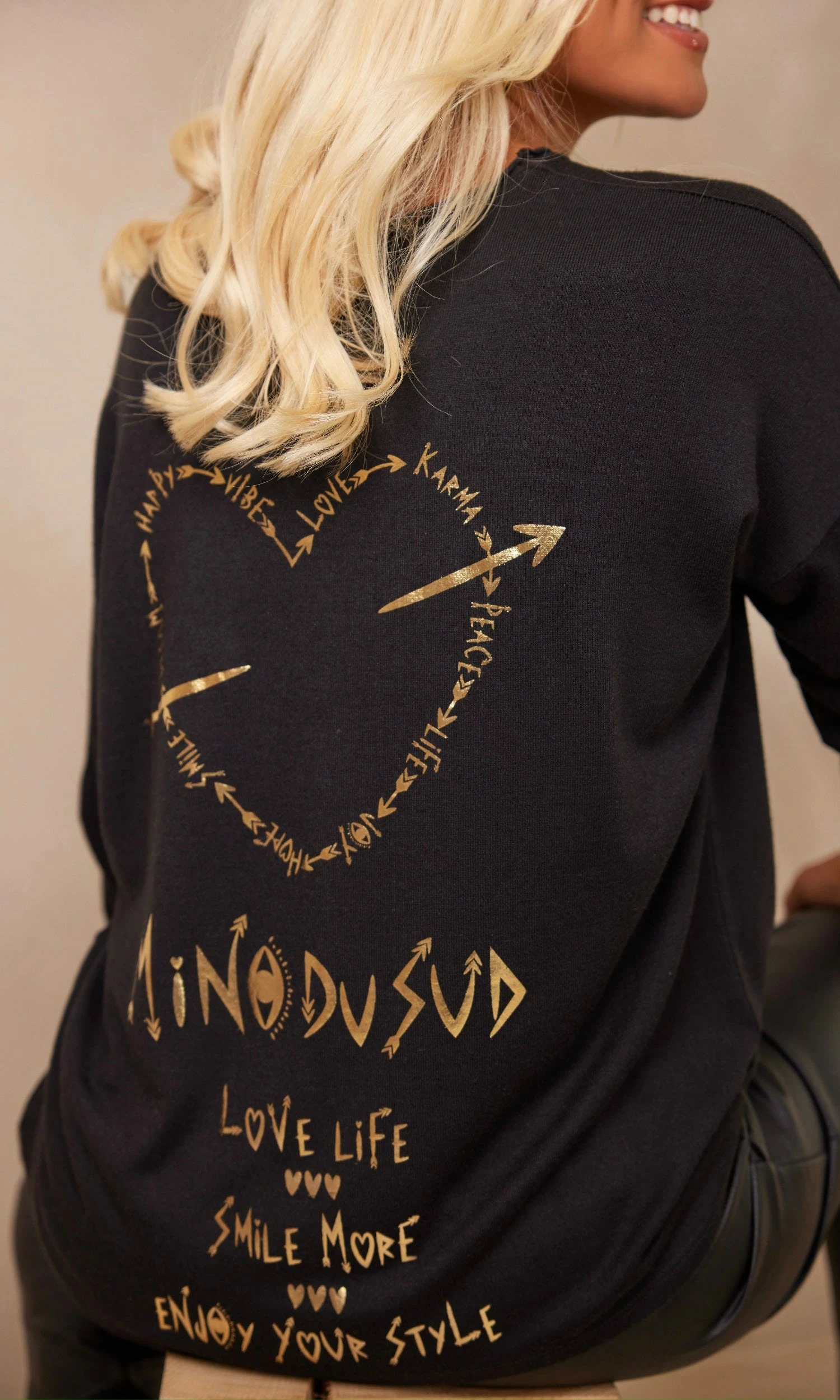 Pull Jango Noir Love Cupidon Or 3 Pull Jango Noir Love Cupidon Or