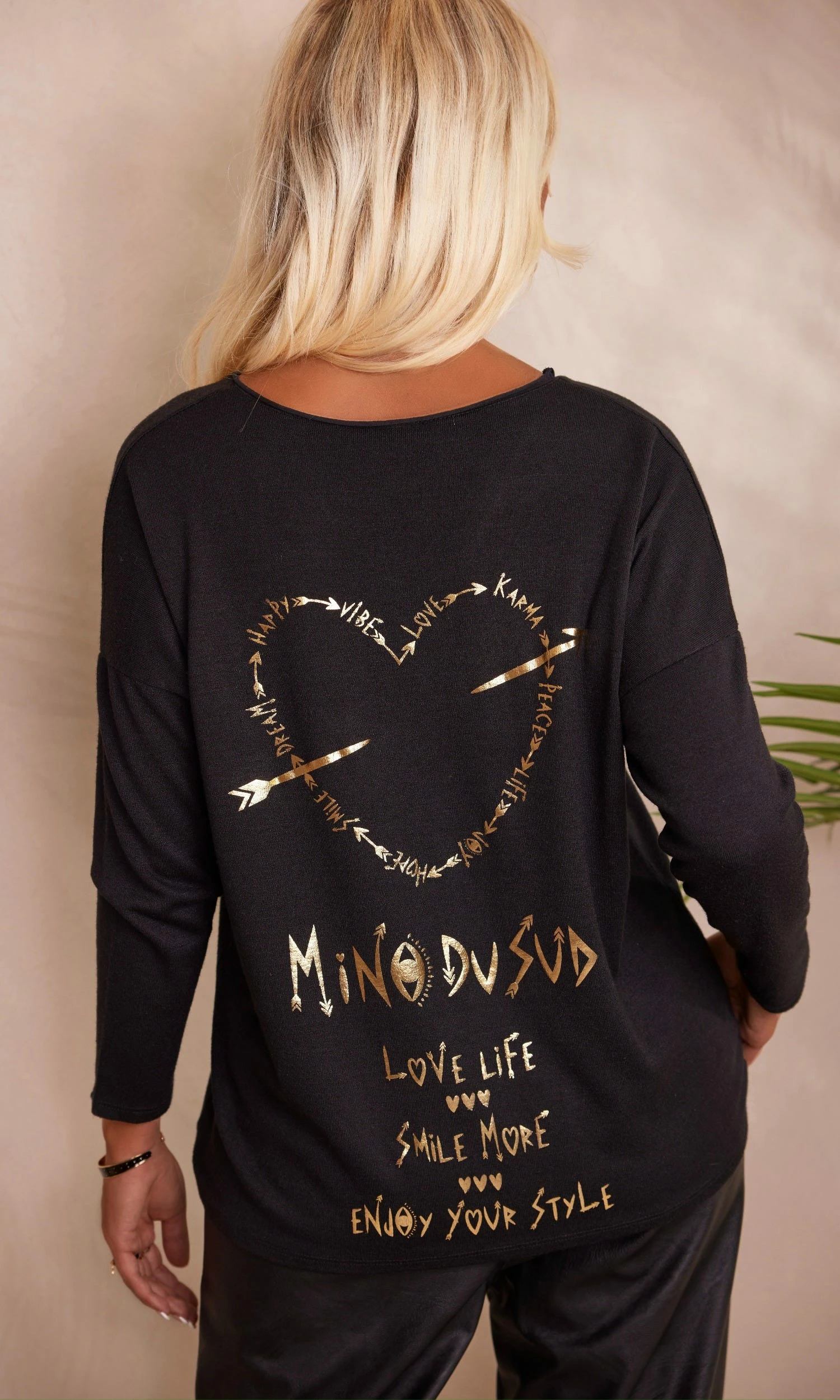 Pull Jango Noir Love Cupidon Or 6 Pull Jango Noir Love Cupidon Or – Image 4