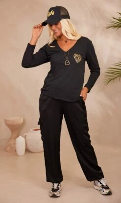 T-Shirt Magda ML Noir Heart Joy Or -Vêtements Soldes 2024 facetune 29 08 2023 14 44 19 1