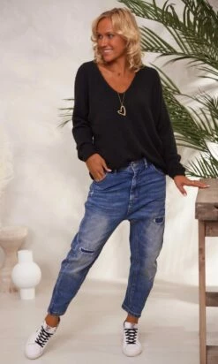 Pull Ryan Noir 15 Pull Ryan Noir -Vêtements Soldes 2024 facetune 29 11 2023 09 55 43