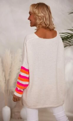 Pull Rayco Oversize Beige Big Heart -Vêtements Soldes 2024 facetune 29 11 2023 12 26 14