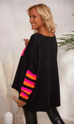 Pull Rayco Oversize Noir Big Heart 12 Pull Rayco Oversize Noir Big Heart -Vêtements Soldes 2024 facetune 29 11 2023 15 13 48