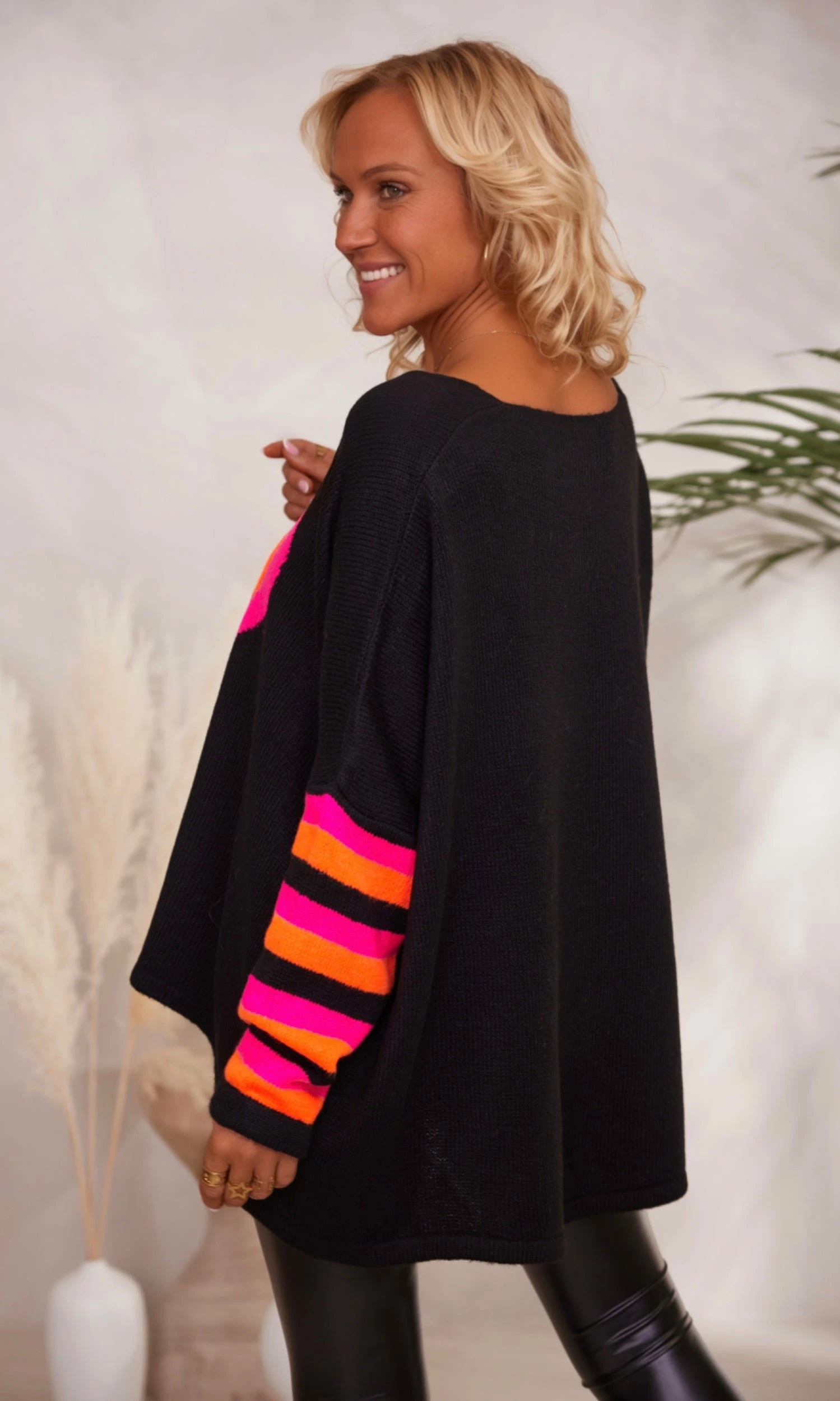 Pull Rayco Oversize Noir Big Heart 6 Pull Rayco Oversize Noir Big Heart – Image 4