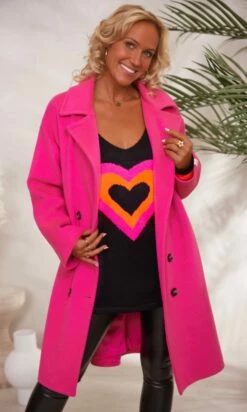 Pull Rayco Oversize Noir Big Heart 11 Pull Rayco Oversize Noir Big Heart -Vêtements Soldes 2024 facetune 29 11 2023 17 18 38