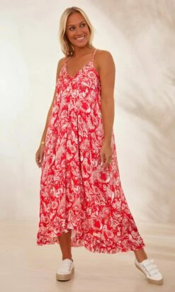 Robe Sakina Satin Royal Flower Rouge -Vêtements Soldes 2024 facetune 30 01 2024 10 49 08