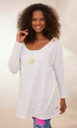 T-Shirt Oscar ML Oversize Blanc -Vêtements Soldes 2024 facetune 30 01 2024 14 39 04