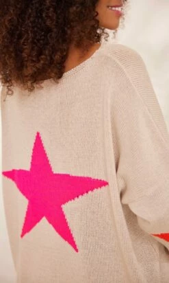 Pull Austin Beige Star Multicolor -Vêtements Soldes 2024 facetune 30 01 2024 16 23 27