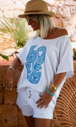 T-Shirt Solene Oversize Blanc Isalove Bleu Turquoise -Vêtements Soldes 2024 facetune 30 06 2023 10 52 42