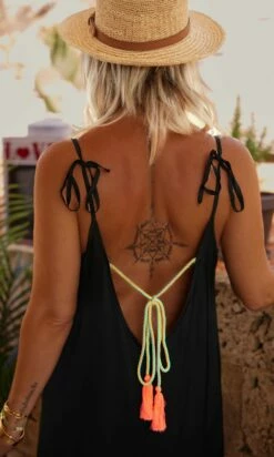 Produits populaires 11 Petite Robe Laly Satin Noir