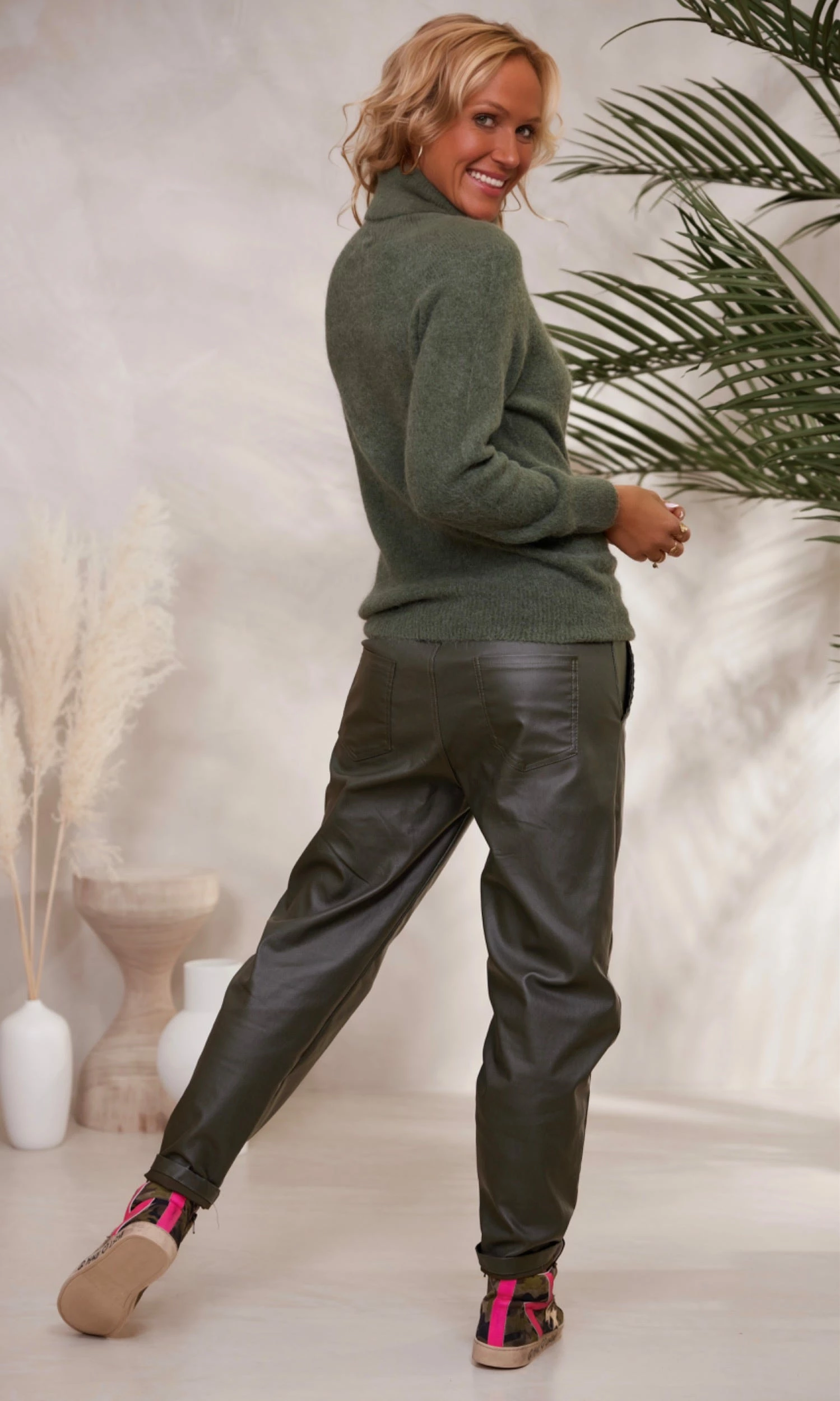 Pull Basic Col Roulé Kaki 7 Pull Basic Col Roulé Kaki – Image 5