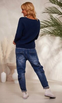 Pull Basic Col V Bleu Marine -Vêtements Soldes 2024 facetune 30 11 2023 12 51 04 2