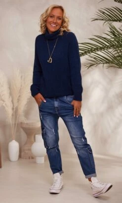 Pull Basic Col Roulé Bleu Marine -Vêtements Soldes 2024 facetune 30 11 2023 16 43 02