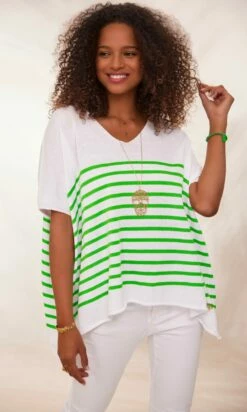 Pull Yann MC Oversize Blanc Marinière Vert Brésil -Vêtements Soldes 2024 facetune 31 01 2024 10 12 48