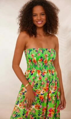 Robe Juliana Vert Spring Shine -Vêtements Soldes 2024 facetune 31 01 2024 10 21 12