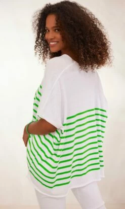 Pull Yann MC Oversize Blanc Marinière Vert Brésil -Vêtements Soldes 2024 facetune 31 01 2024 10 32 13