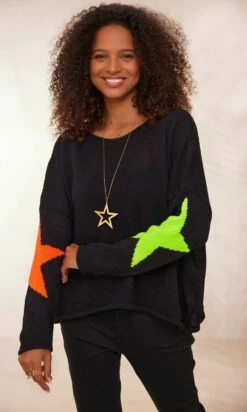 Pull Austin Noir Star Multicolor -Vêtements Soldes 2024 facetune 31 01 2024 11 31 42