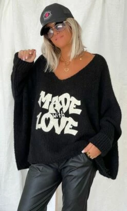Pull Zack Oversize Noir Made With Love -Vêtements Soldes 2024 fd16cee1 c296 4c7f a277 c0e97507b77e