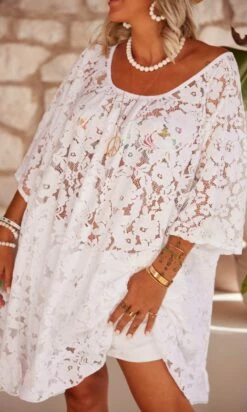 Petite Robe Joana Oversize Dentelle Blanc 10 Petite Robe Joana Oversize Dentelle Blanc -Vêtements Soldes 2024 img 3187 facetune 25 07 2023 12 21 57
